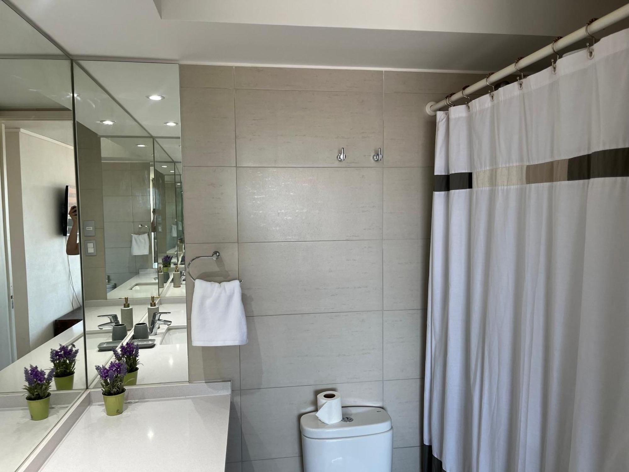 Exclusivo Departamento Para 4 En Las Condes
